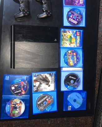 ps4 con giochi e 1pad perfettamente funzionante