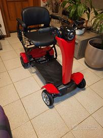 Scooter Elettrico Pieghevole Elettricamente