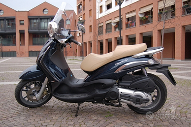 Piaggio Beverly Tourer 250