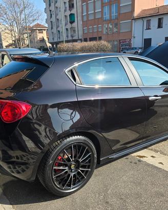 Alfa Romeo Giulietta 1750 TBi Quadrifoglio Verde T