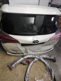 Portello bagaglio Toyota Rav4