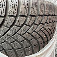 4 Bridgestone 225/40 R18 termiche