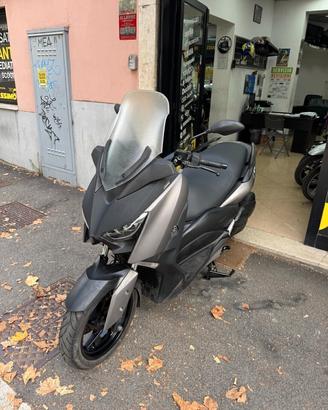 Yamaha X-Max 300 - 2017 - PERMUTE