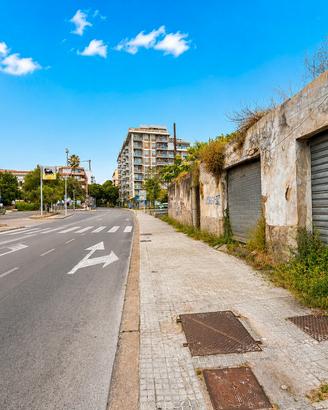 Deposito - Via Amendola
