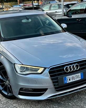 "PERFETTA" Audi A3 SPB S tronic g-tron FULL