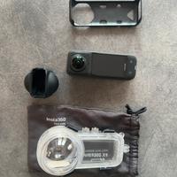 Insta360 x4 nuova con scheda sd e case subacqueo