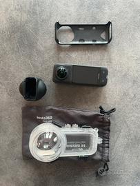 Insta360 x4 nuova con scheda sd e case subacqueo