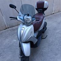 Scooter Piaggio Beverly 350 Sport Touring