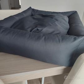 Cuccia cani / gatti idrorepellente € 40,00