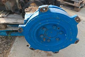 Flangia ruota trattore con semiasse Landini