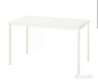 Tavolo bianco