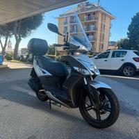 Agility 200 R16 (2016) 23.000km!