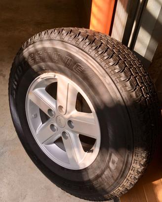Cerchi e Gomme JEEP