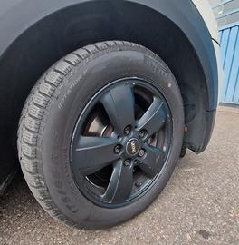 Cerchi in lega 5 fori R15 + gomme 175/65 R15