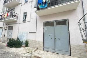MAGAZZINO A CORIGLIANO-ROSSANO