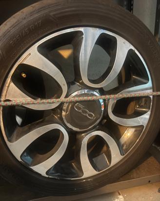 2 cerchi in lega Fiat 500L