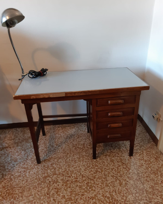 Scrivania anni '50