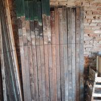 Coppi, Colmo, Travi legno mass. con capitelli