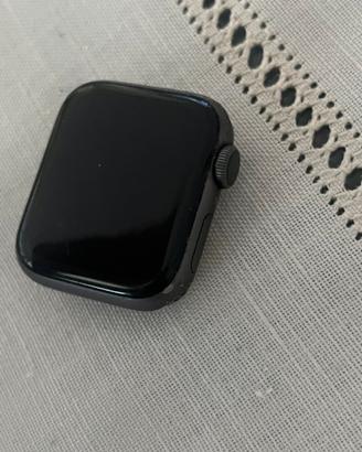 Apple Watch Series 4 (GPS)  Cassa: 40 mm