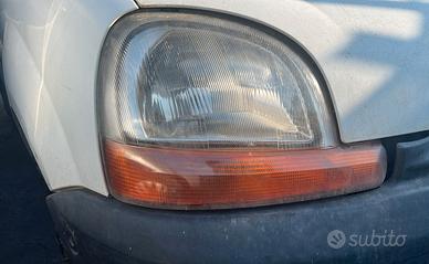 Fanale Destro Renault Kangoo anno 2002