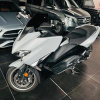 Yamaha T max 530 DX