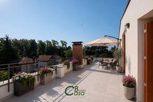 Biassono quadrilocale ultimo piano, terrazzo 60mq