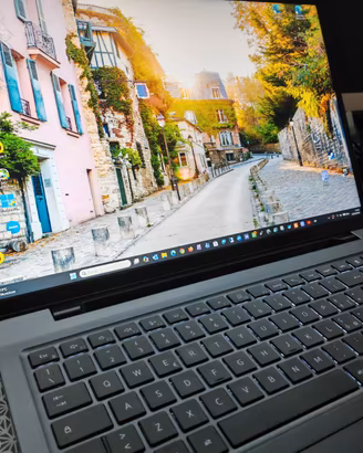 DELL Pro Max 16 Plus- I7 Ultra 255H - 32GB -1,5 TB