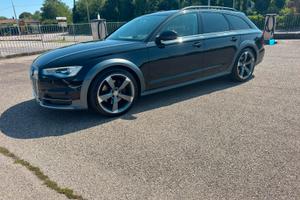 Audi a6 allroad 3.0tdi mod business 4x4