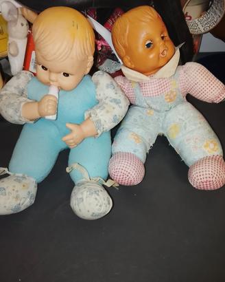 due bambole vintage 