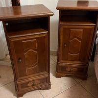 Coppia di comodini arte povera