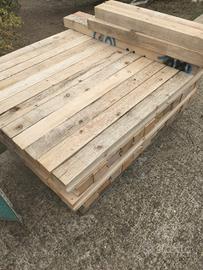 murali in legno