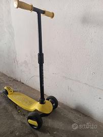 Monopattino bambini 3 ruote SAWYER – Giallo