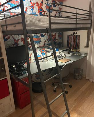 Letto singolo a soppalco con scrivania Svarta