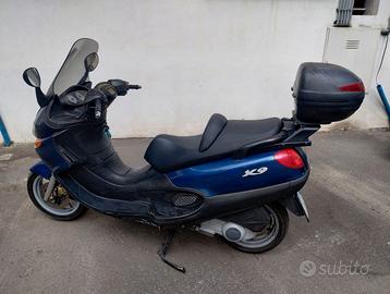 Scooter Piaggio X9 200