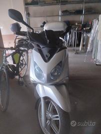 Yamaha xcity 250