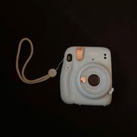 Instax Mini 11 Instant Camera + 20 cartucce 