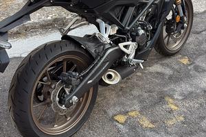 Honda CB125R