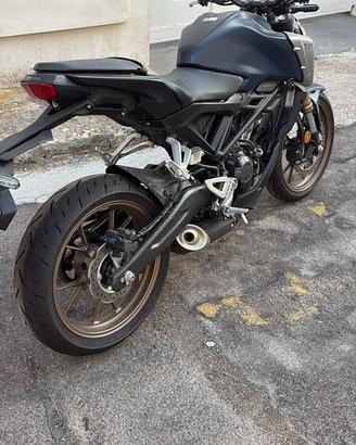 Honda CB125R