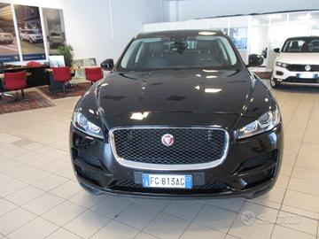 Jaguar F-Pace 2.0 D 180 CV AWD aut. Pure