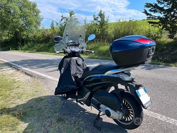 Piaggio Beverly 300