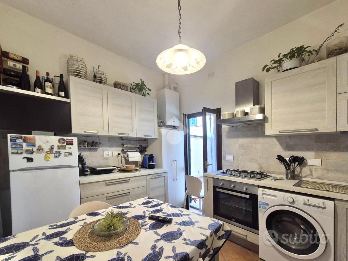 2 LOCALI A PELAGO - Vista 2
