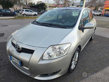 Toyota auris d4d diesel 