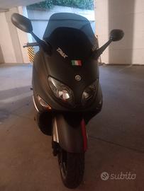 Yamaha Tmax 500