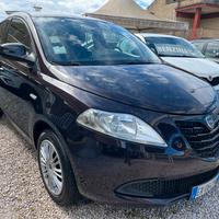 Lancia Ypsilon 1.2 69 CV 5 porte GPL DI SERIE KM C