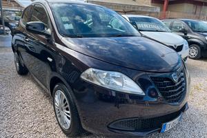 Lancia Ypsilon 1.2 69 CV 5 porte GPL DI SERIE KM C