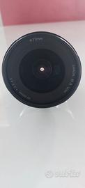 Obbietivo canon grandangolare 10-22