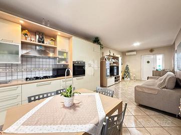 PORZIONE DI BIFAMILIARE A SEZZE