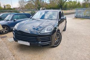 Porsche Cayenne 3.0 V6 iva esposta