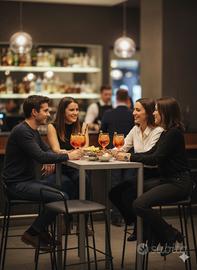 Tavolino rettangolare tavolo 4 sgabelli eco pelle