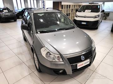 FIAT Sedici 1.9 MJT 4x4 Dynamic*4x4*DIESEL*SU...